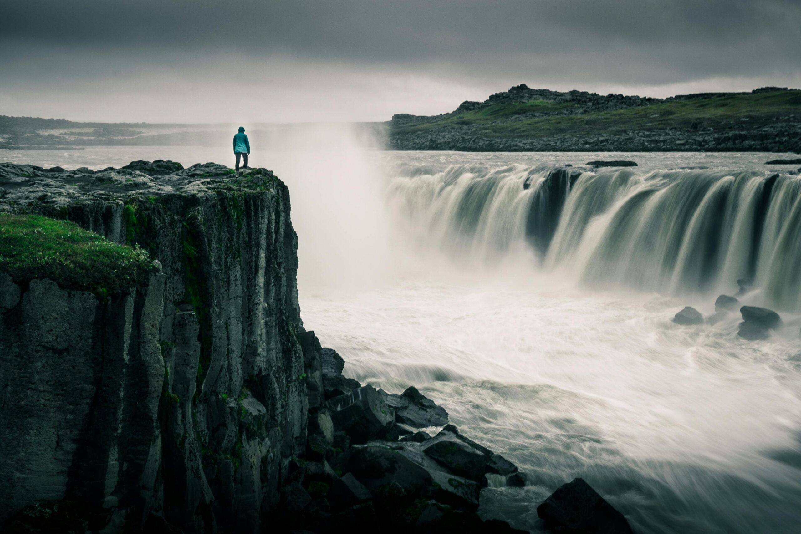 pexels mattdvphotography 3207548 scaled Beautiful HD Waterfalls Wallpapers